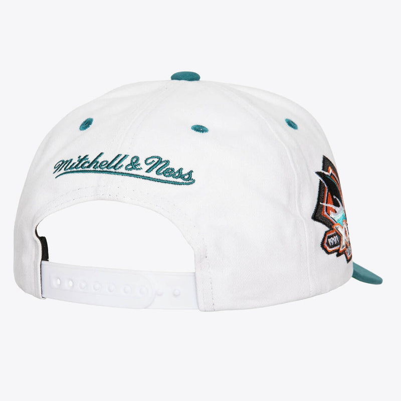 NHL TAIL SWEEP PRO SNAPBACK SHARKS White HHSS7286-SJSYYPPPWHIT - Image 2