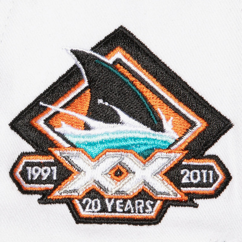 NHL TAIL SWEEP PRO SNAPBACK SHARKS White HHSS7286-SJSYYPPPWHIT - Image 3