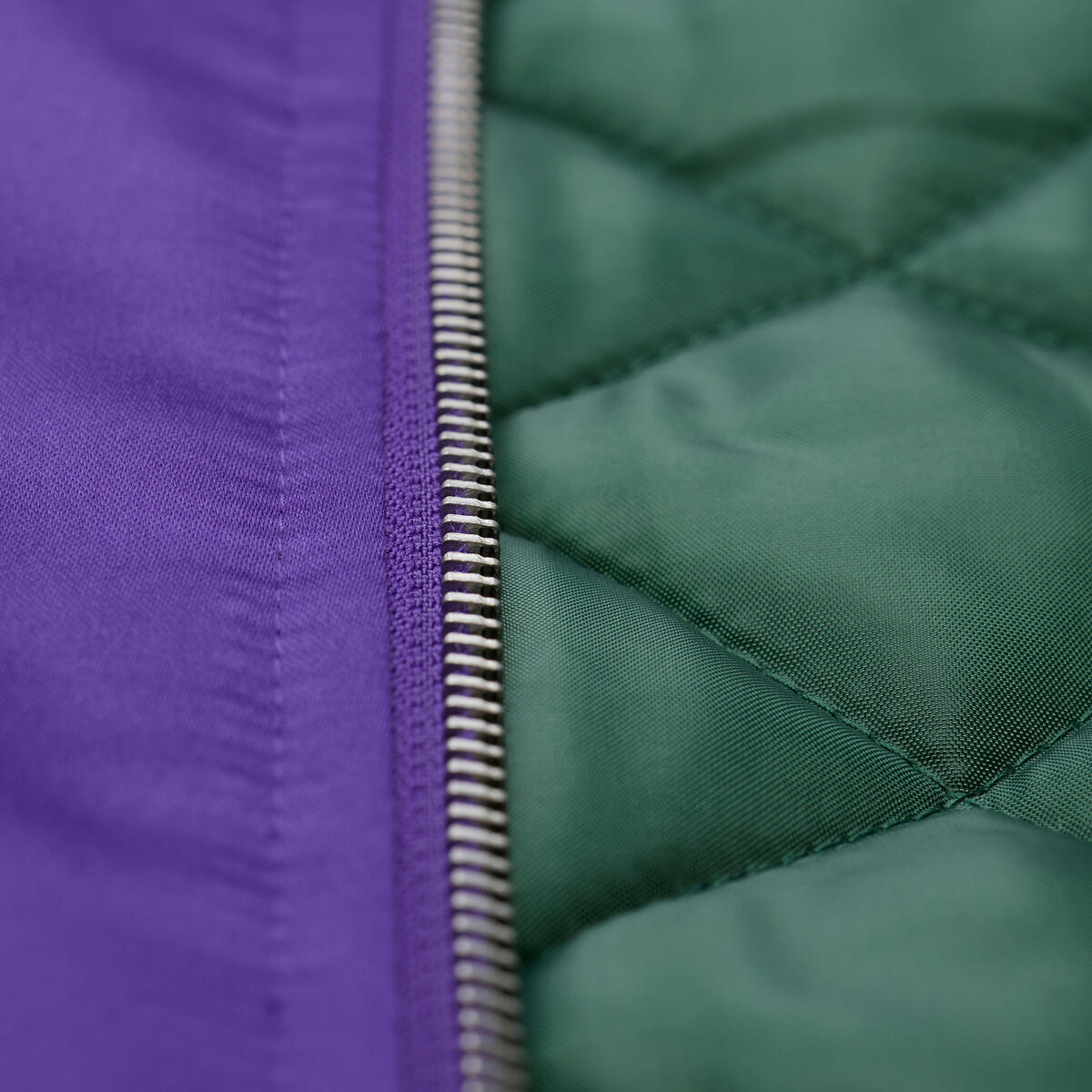 NBA THROW IT BACK HEAVYWEIGHT SATIN JACKET VINTAGE BUCKS - Image 7