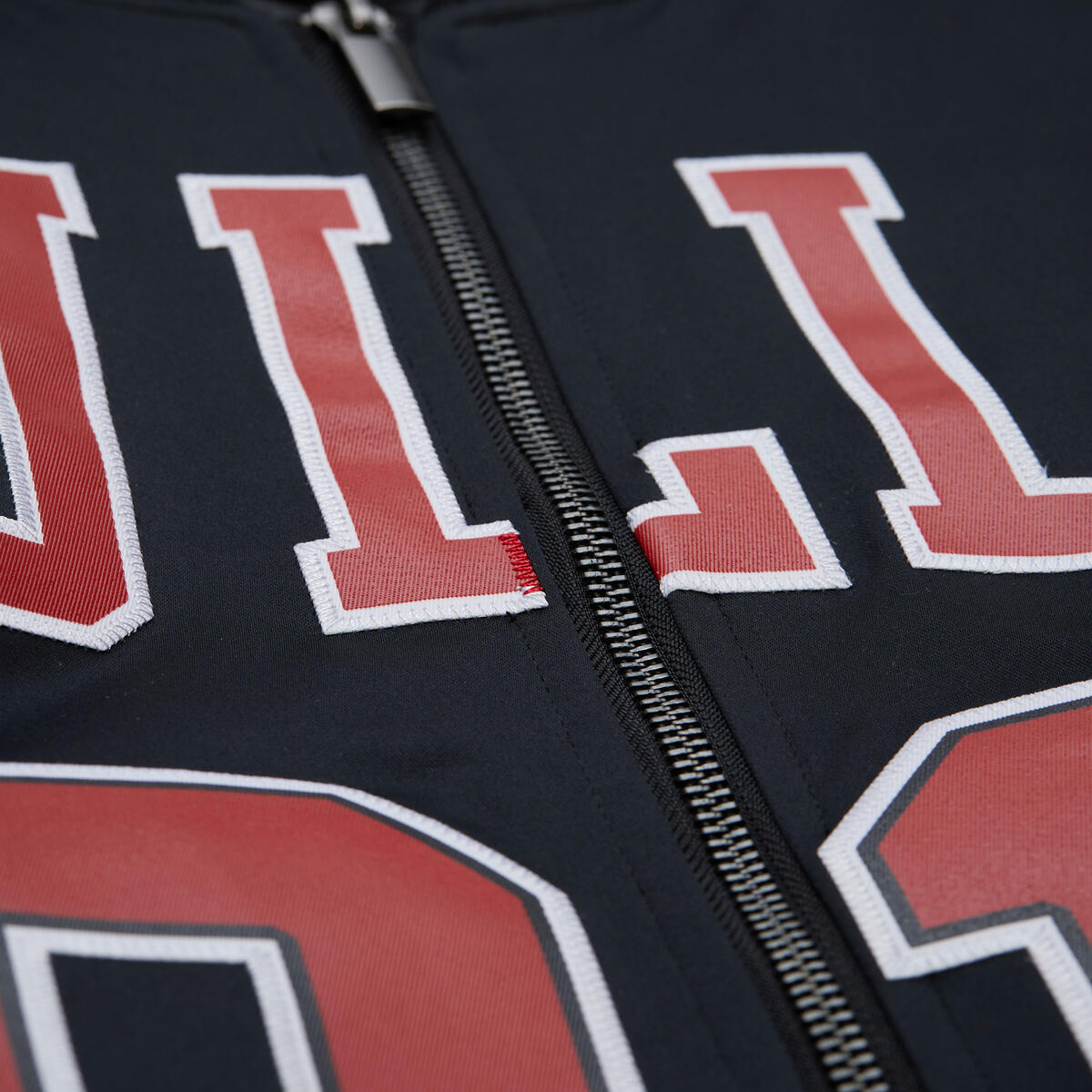 NBA MAXXED OUT SATIN JACKET BULLS DENNIS RODMAN - Image 3