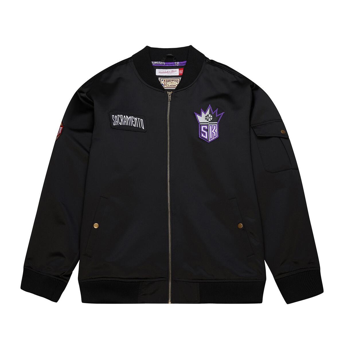 NBA TEAM LEADER SATIN BOMBER VINTAGE LOGO KINGS Black JK8095-SKIBLCK - Image 1