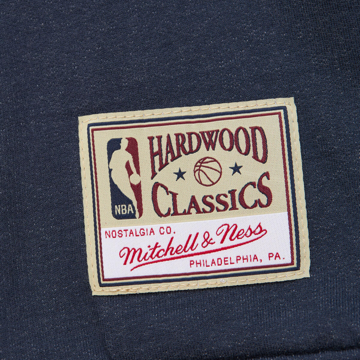 NBA WASHED FLEECE VARSITY JACKET KNICKS White JK9077-NYKWHIT - Image 3