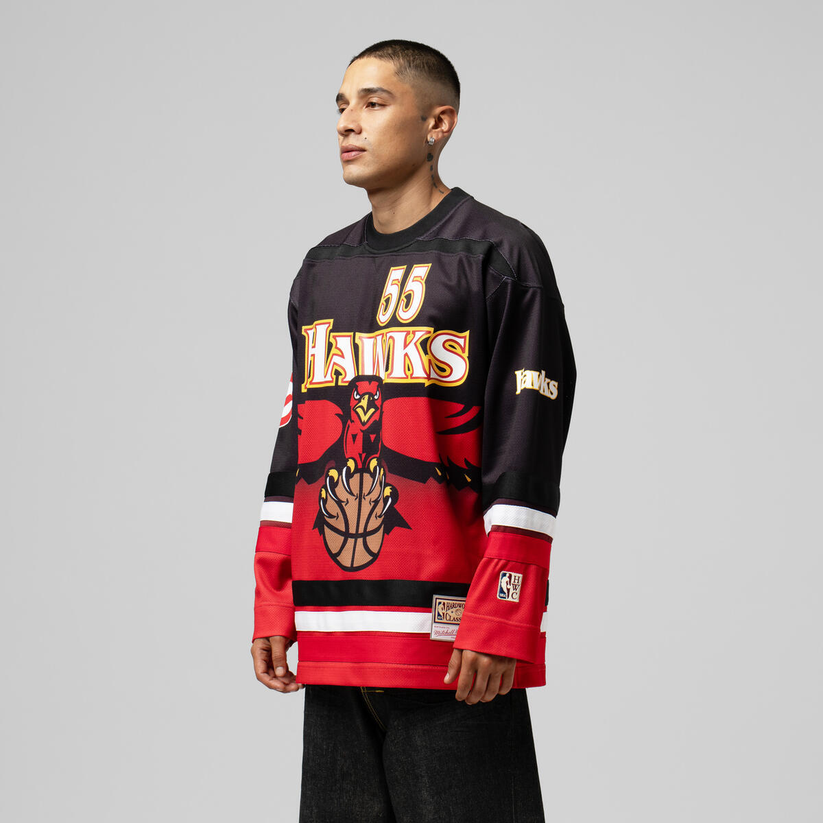 NBA MAXXED OUT FASHION HOCKEY JERSEY HAWKS DIKEMBE MUTOMBO - Image 9