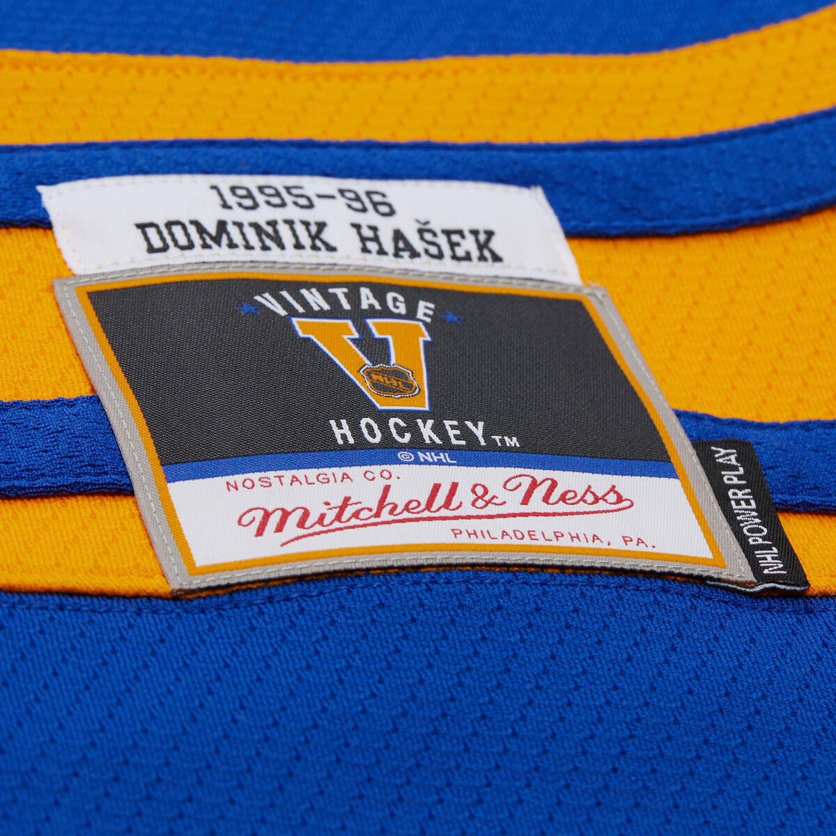 NHL DARK JERSEY SABRES 1995 DOMINIK HASEK - Royal - Image 5