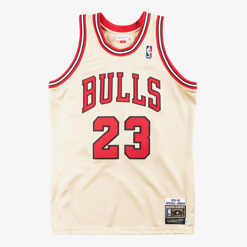 NBA GOLD BASKETBALL JERSEY BULLS 1995 MICHAEL JORDAN - Gold - Image 1