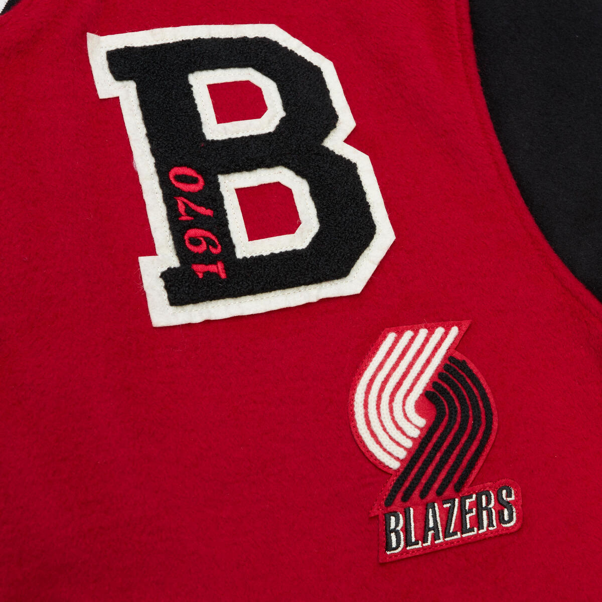 NBA TEAM LEGACY VARSITY JACKET TRAIL BLAZERS Red-Black OJBF5521-PTBYYPPPRDBK - Image 5