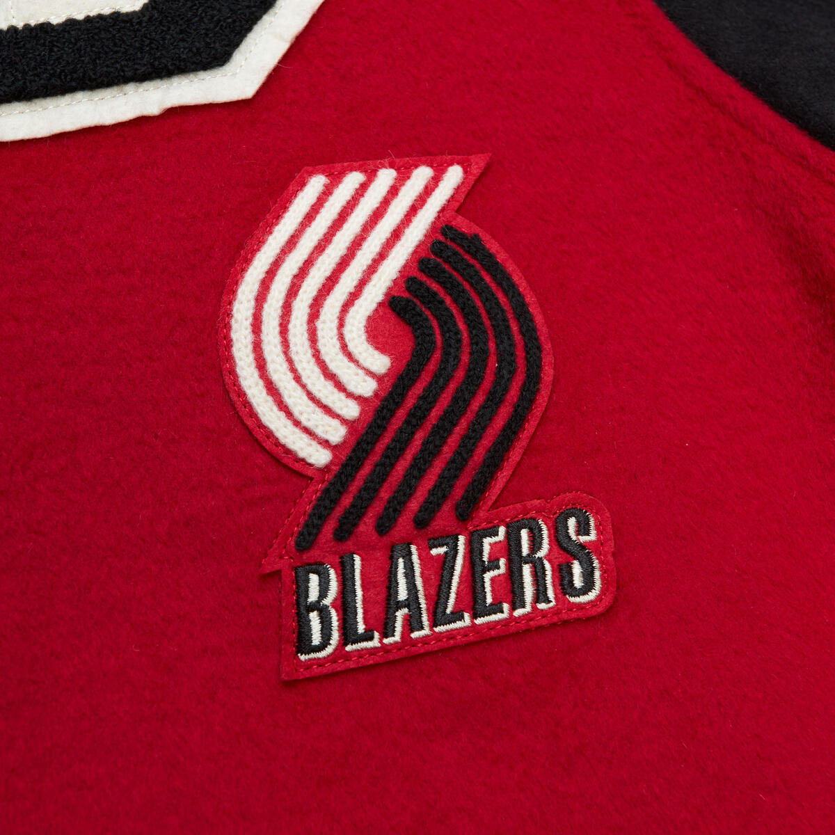 NBA TEAM LEGACY VARSITY JACKET TRAIL BLAZERS Red-Black OJBF5521-PTBYYPPPRDBK - Image 6