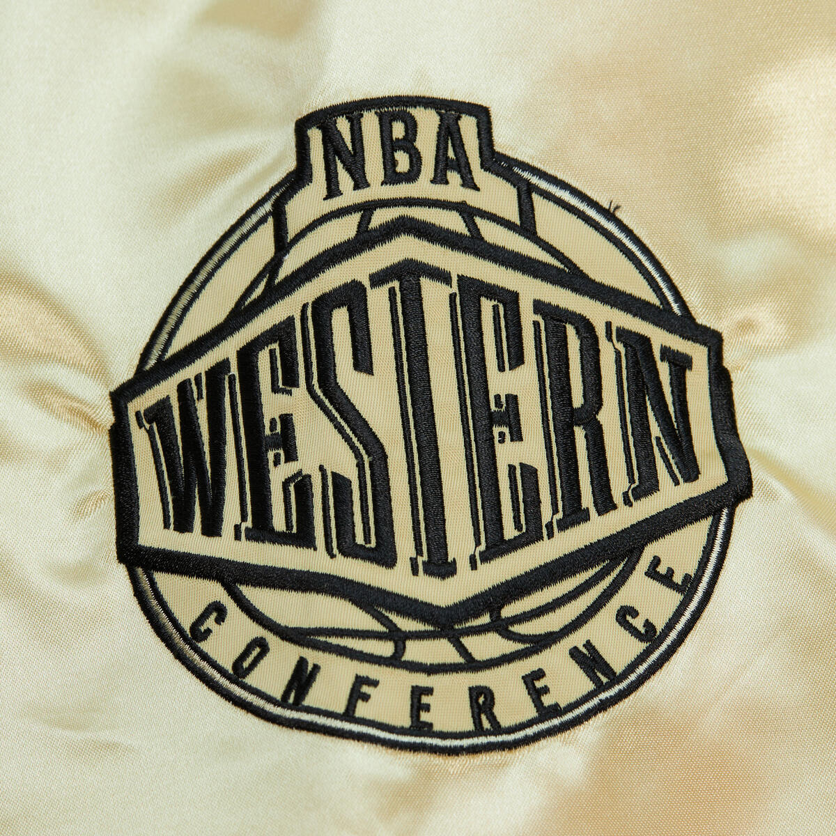 NBA TEAM OG 2.0 LIGHTWEIGHT SATIN JACKET VINTAGE LOGO SUNS Gold OJZP7094-PSUYYPPPGOLD - Image 4