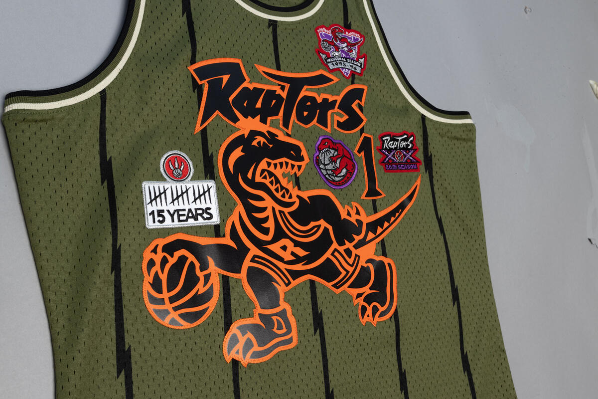 NBA FLIGHT SWINGMAN JERSEY RAPTORS 1998 TRACY MCGRADY - Image 3