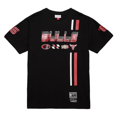 NBA SPEEDWAY BLURRED SS TEE BULLS - Black - Image 1