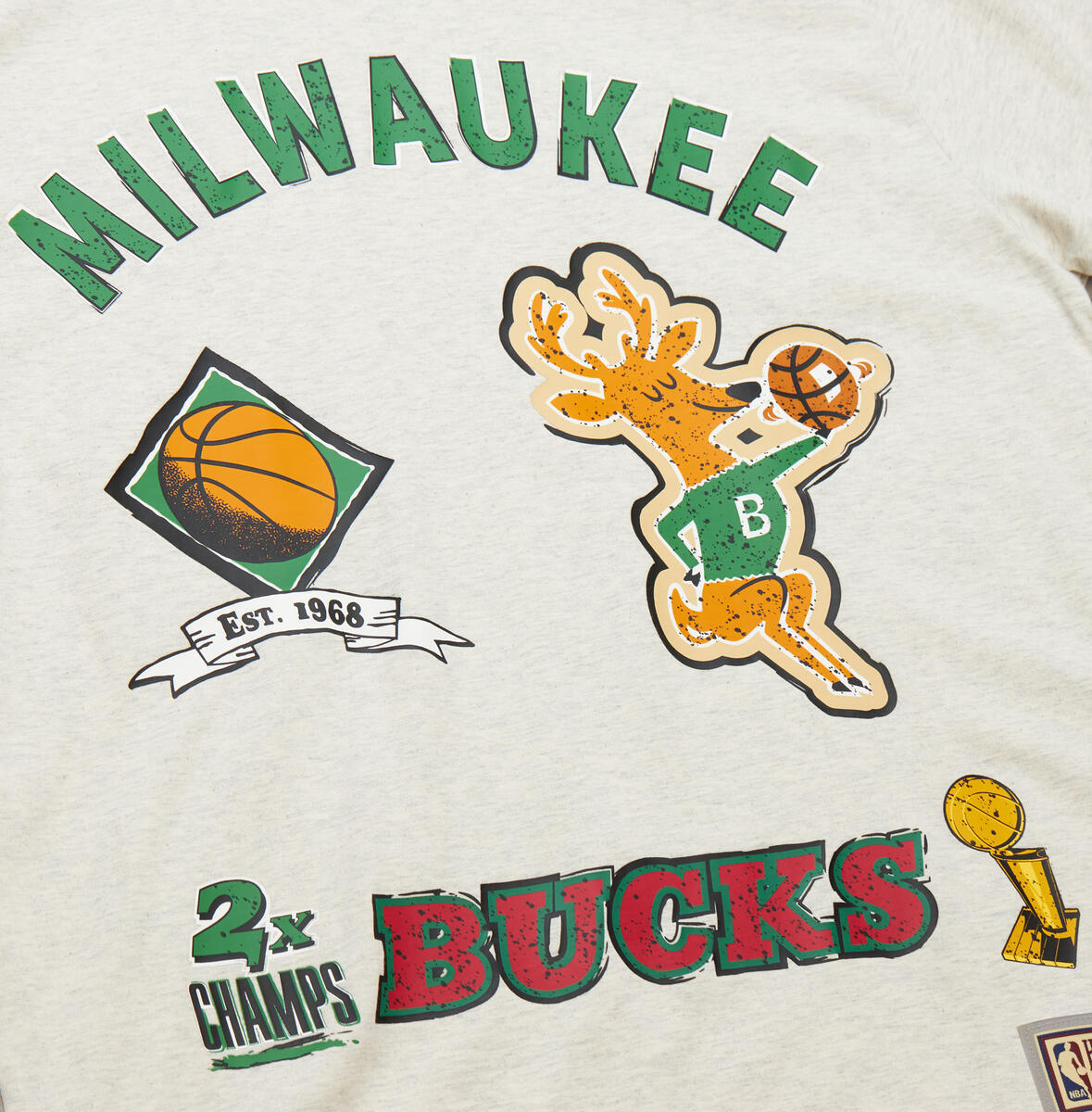 NBA LEGACY DEFINED SS TEE HWC BUCKS Oatmeal Heather SS8412-MBUOTHT - Image 5