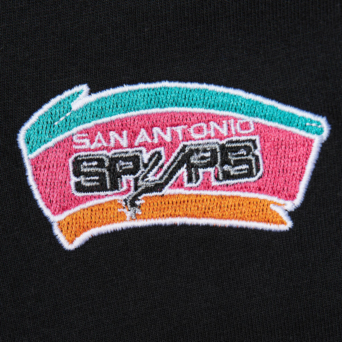 NBA HEAVYWEIGHT PREMIUM PLAYER TEE VINTAGE LOGO SPURS DAVID ROBINSON - Image 2