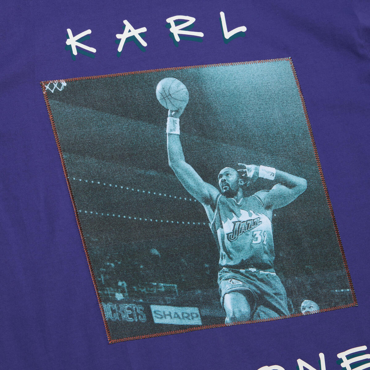 NBA HEAVYWEIGHT PREMIUM PLAYER TEE VINTAGE LOGO JAZZ KARL MALONE - Image 6
