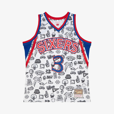 NBA DOODLE SWINGMAN JERSEY 76ERS 1996 ALLEN IVERSON - Pattern-White - Image 2
