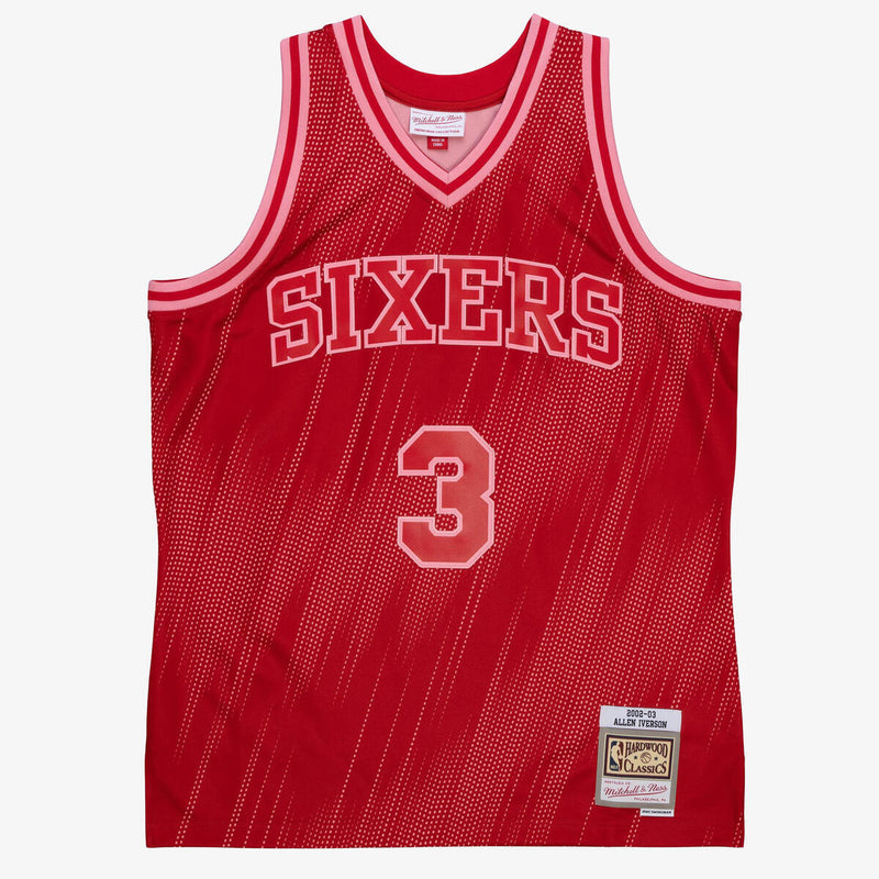 NBA MONOCHROME SWINGMAN JERSEY 76ERS 2002 ALLEN IVERSON - Red - Image 1