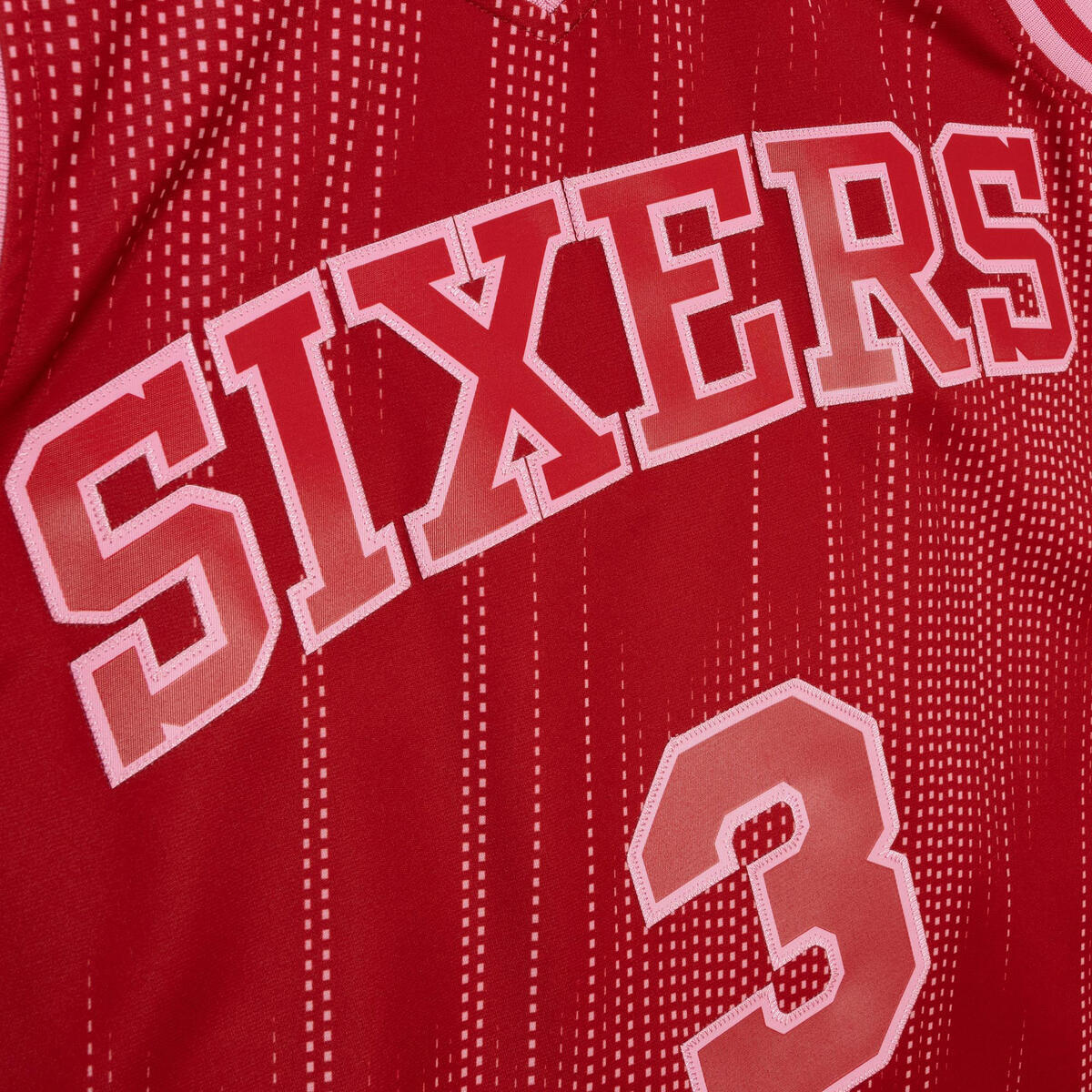 NBA MONOCHROME SWINGMAN JERSEY 76ERS 2002 ALLEN IVERSON - Red - Image 3
