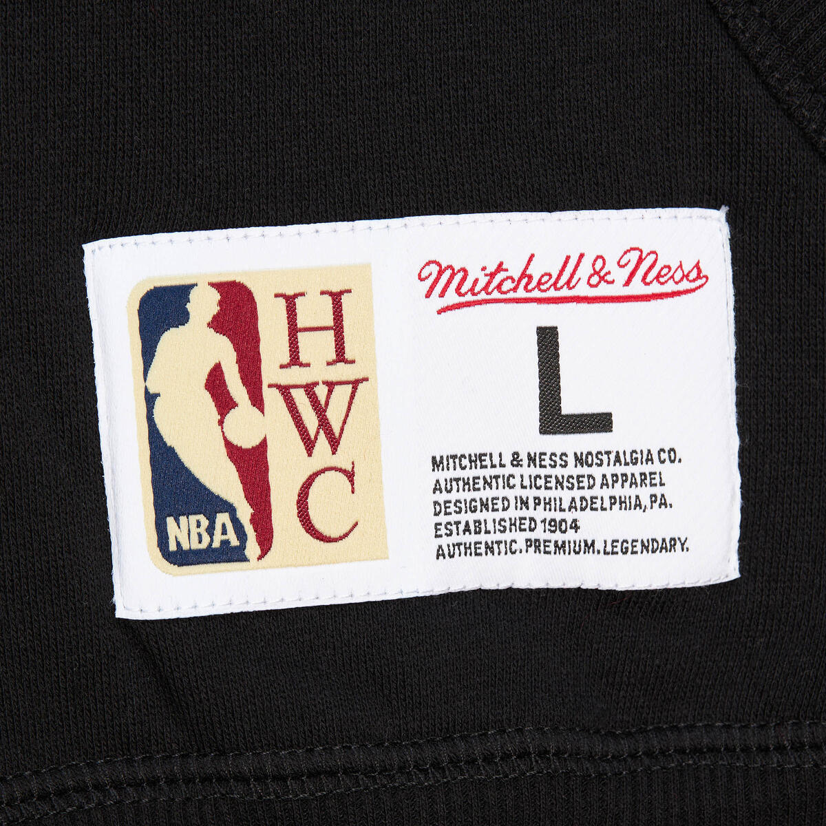 NBA OPPORTUNITY BUY FLEECE HOODIE VINTAGE LOGO BUCKS Black TH10125-MBUBLCK - Image 4