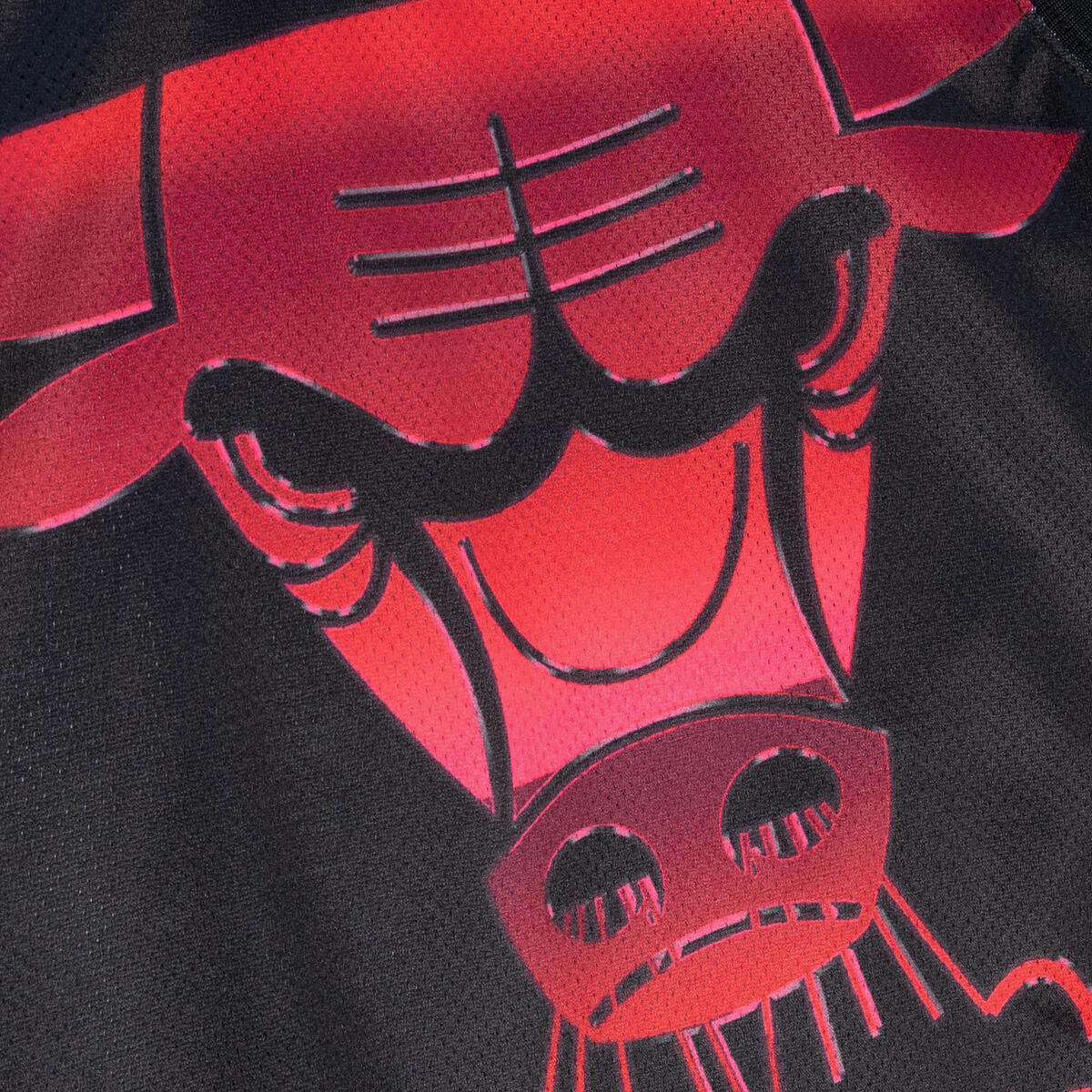 NBA WOMEN'S BIG FACE 4.0 CROP TANK BULLS - Black - Image 3