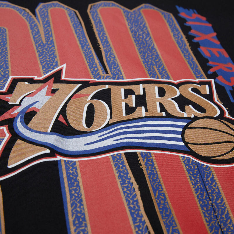 NBA RETRO CITY TEE 76ERS - Black - Image 3