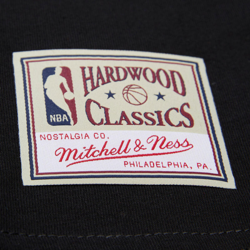 NBA RETRO CITY TEE 76ERS - Black - Image 5