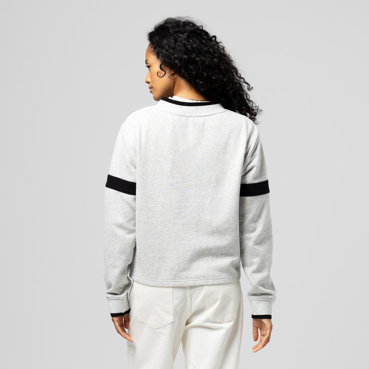 NBA V-NECK CROPPED SWEATSHIRT 76ERS - Image 7