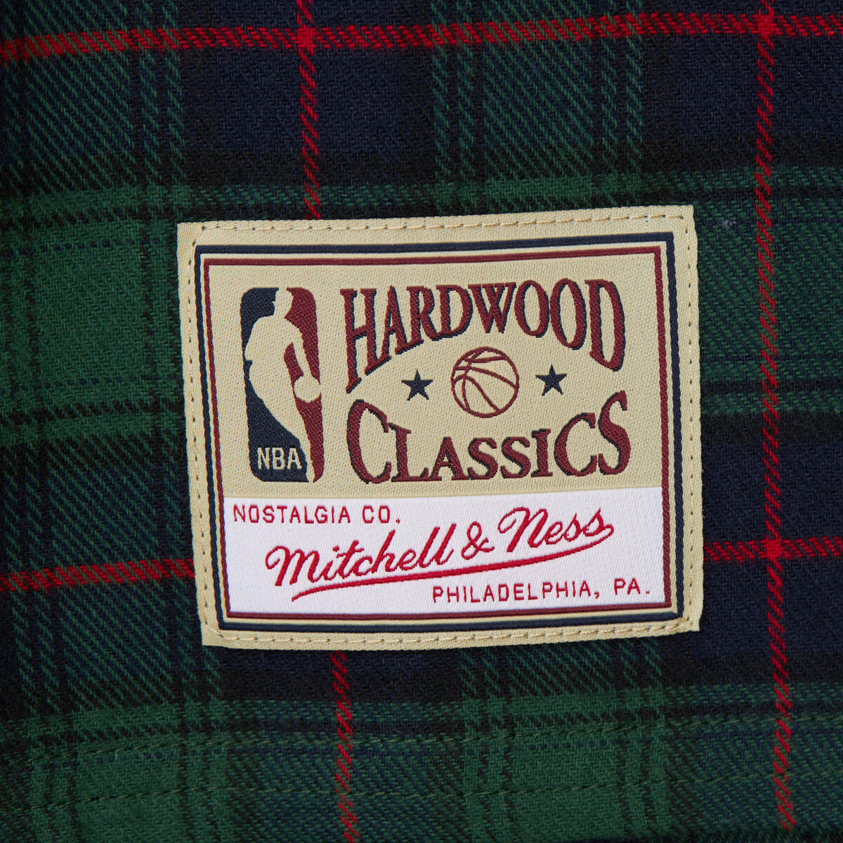 NBA PLAID LS BUTTON UP BUCKS Green TP9078-MBUGREN - Image 4