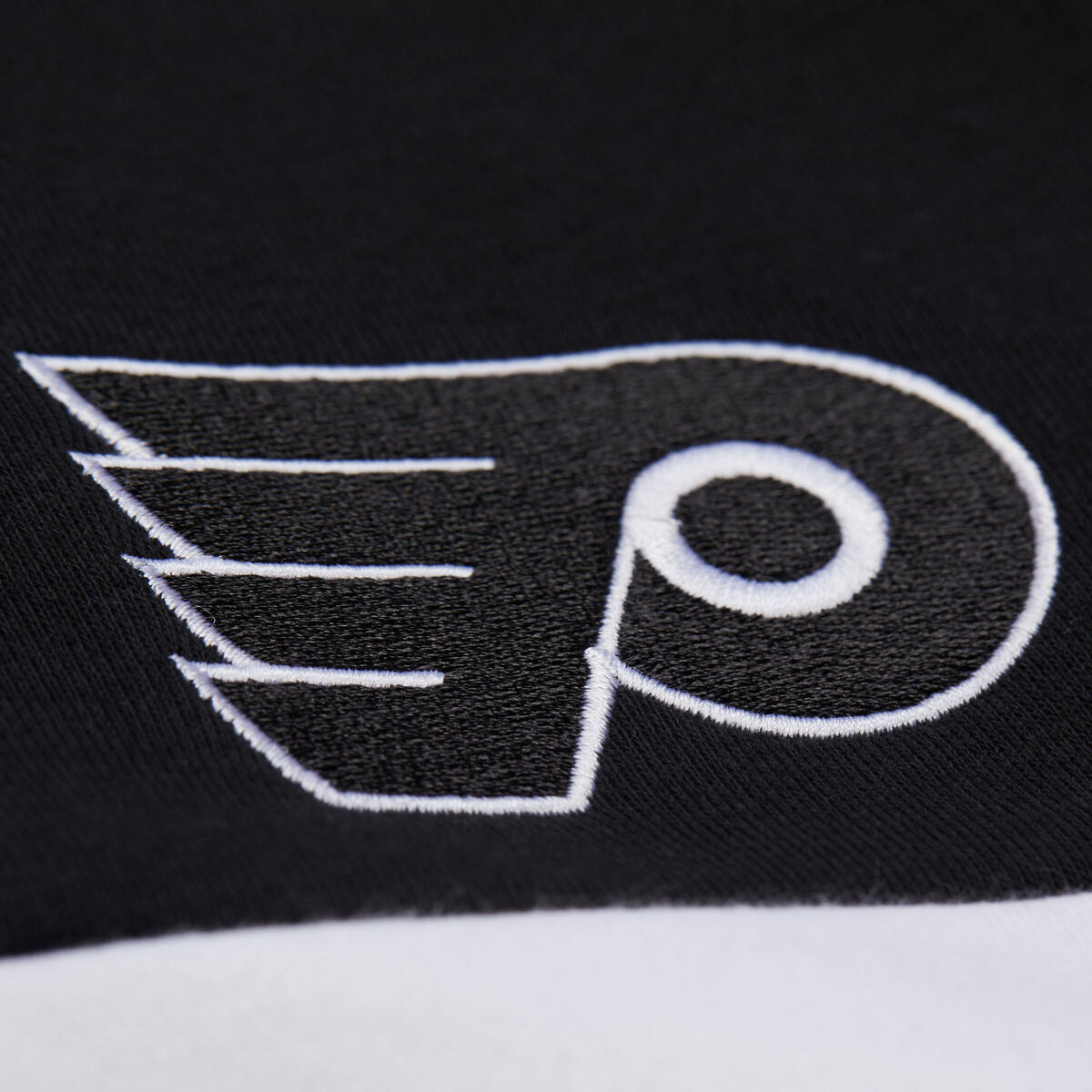 NHL WOMEN'S QUARTER ZIP FLYERS - Black - Image 4