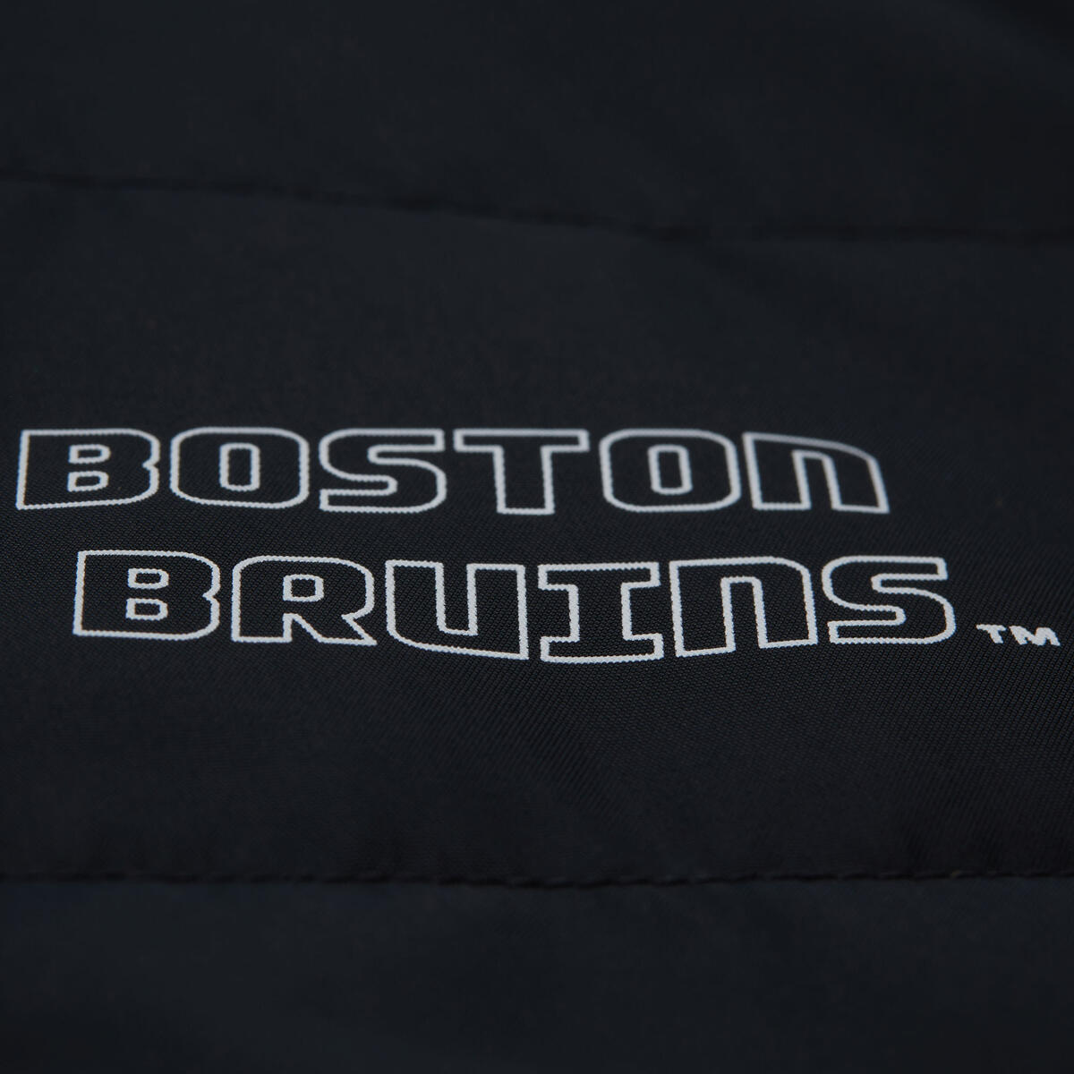 NHL WOMEN'S CROP PUFFER VEST BRUINS - Black - Image 4