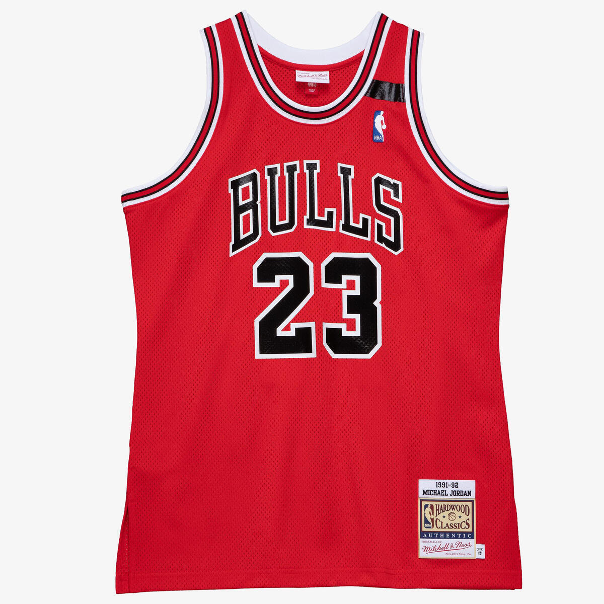 NBA AUTHENTIC JERSEY BULLS 1991 MICHAEL JORDAN University Red AJY43162-CBU91MJOUNRD - Image 1