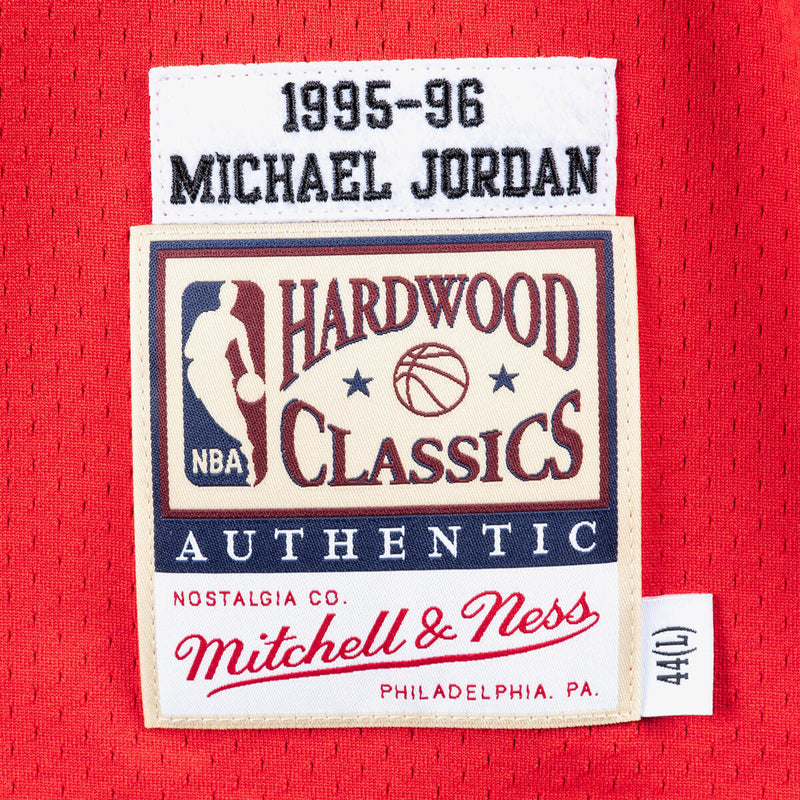 NBA AUTHENTIC ROAD FINALS JERSEY BULLS 1995 MICHAEL JORDAN - Scarlet - Image 3
