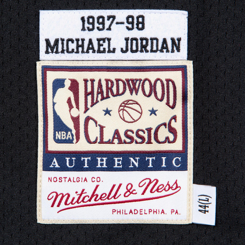 NBA AUTHENTIC ALTERNATE JERSEY BULLS 1997 MICHAEL JORDAN - Black - Image 3