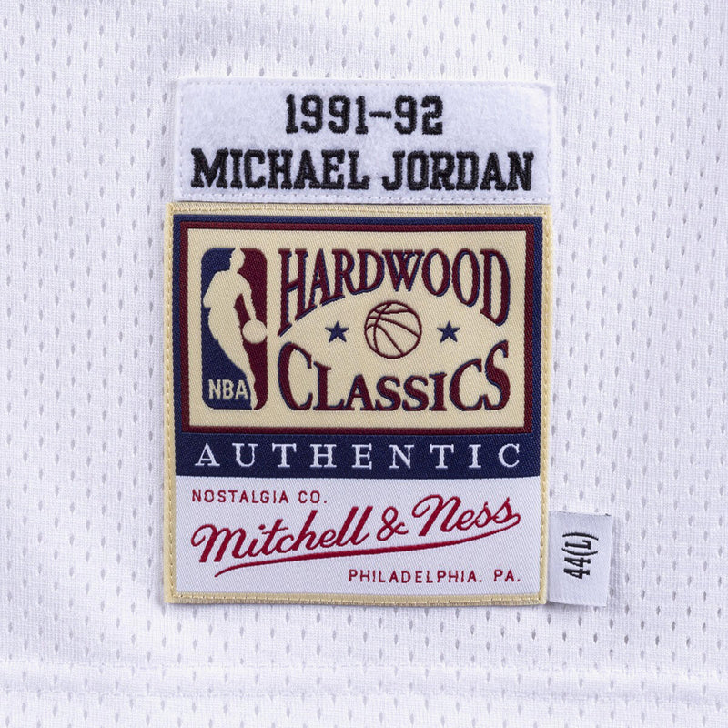 NBA AUTHENTIC JERSEY BULLS 1991 MICHAEL JORDAN - White - Image 3