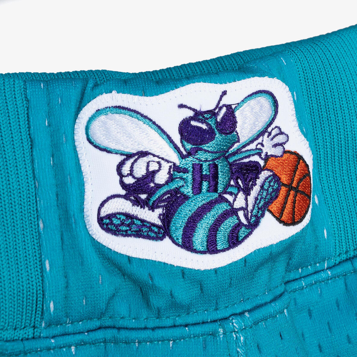 NBA AUTHENTIC ROAD SHORTS HORNETS 92-93 Teal ASHRGS18110-CHOTEAL92 - Image 3