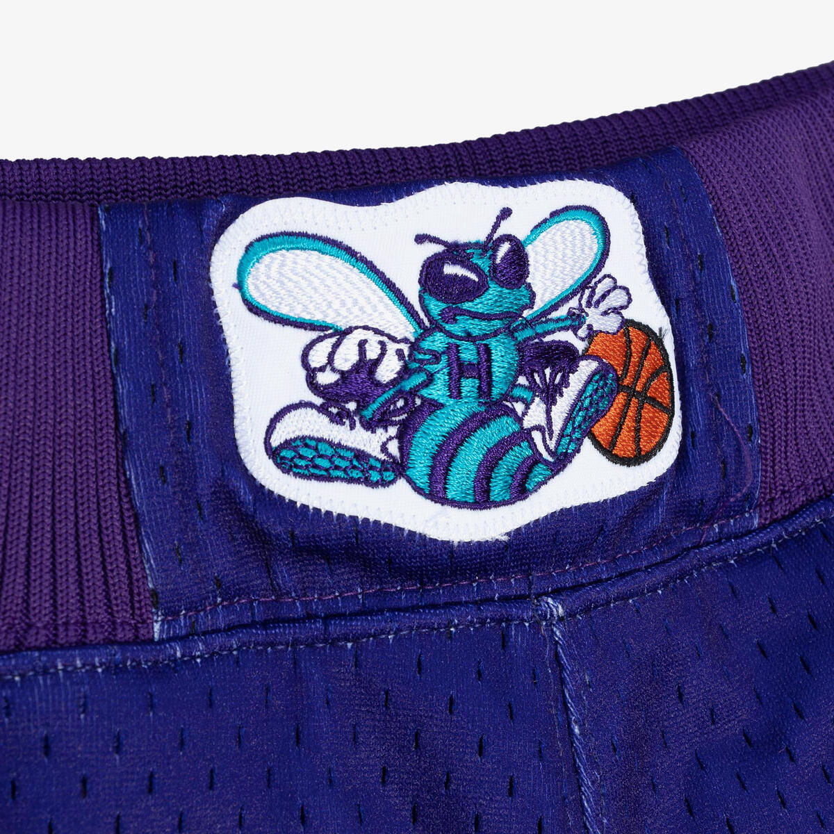 NBA AUTHENTIC ALTERNATE SHORTS HORNETS 94-95 Purple ASHRGS18111-CHOPURP94 - Image 3