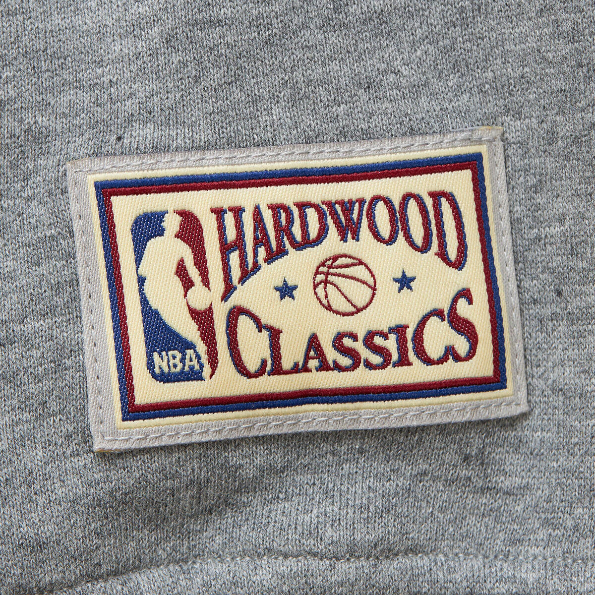 NBA 90s REFLECTIVE HEATHER CREWNECK SWEATSHIRT 76ERS Grey Heather OJPO6777-P76YYPPPGYHT - Image 3