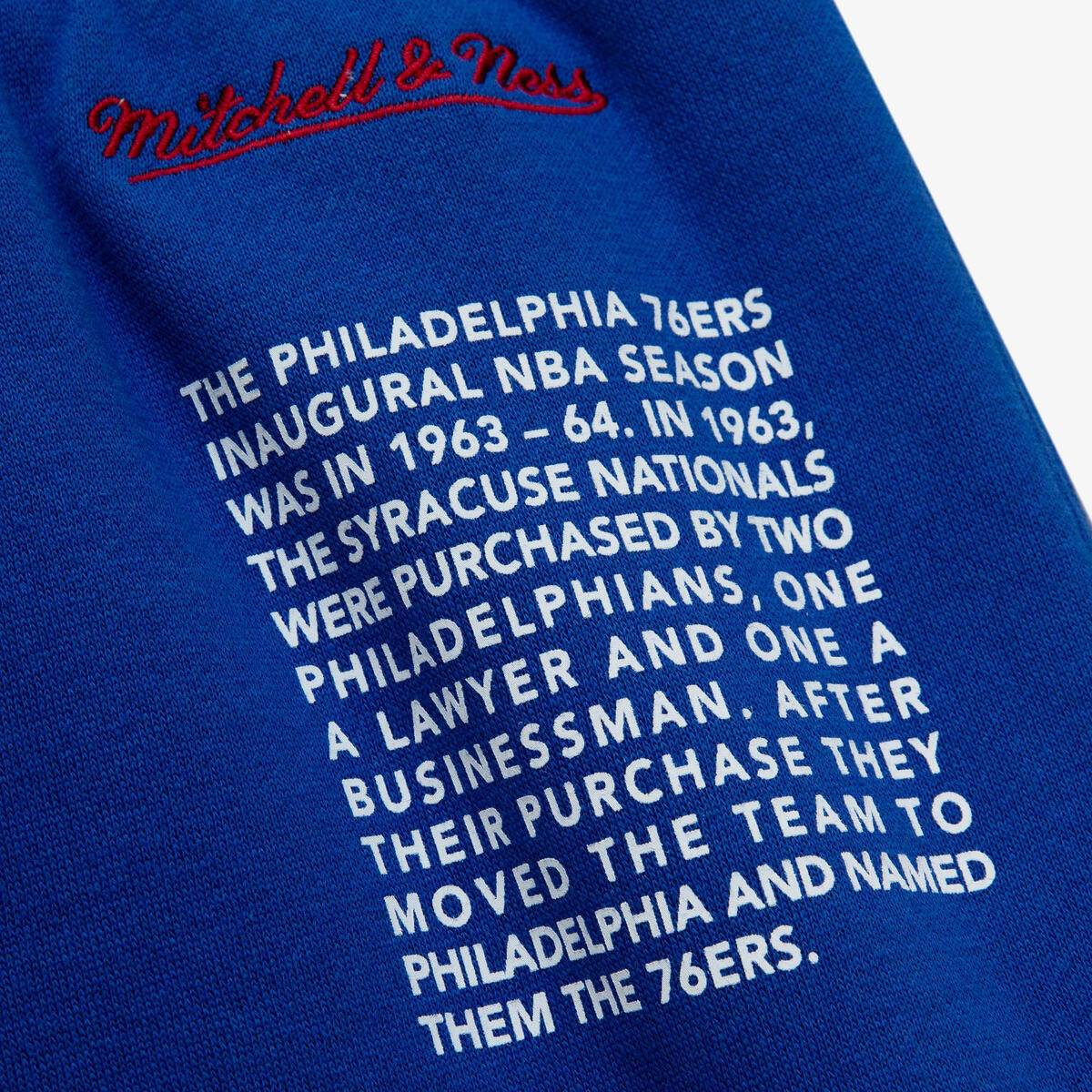 NBA TEAM ORIGINS FLEECE SHORTS 76ERS - Royal - Image 4